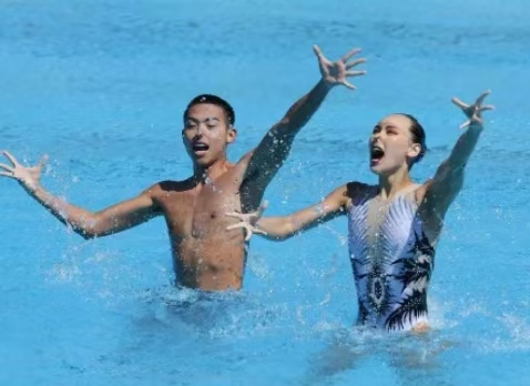 中国花腔游泳公开赛